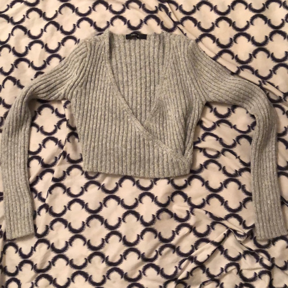 Cross body crop sweater